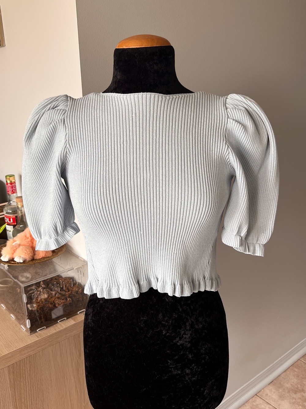 Zara Pale Blue Ribbed Puff-Sleeve Crop Top
